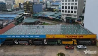 Ông chủ nhà hàng chi 54 triệu đồng/ngày thuê container chắn cửa, chống bão số 3 Wipha