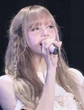 Lisa (BlackPink) bị chê mặc phản cảm
