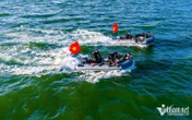Đặc công hải quân luyện đột kích đường biển Đà Nẵng như phim hành động