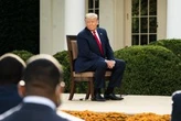 Трамп предложил Путину повысить уровень делегации от России на переговорах