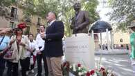 La Fundación Gala celebra con una ofrenda floral en Córdoba el 94 cumpleaños del escritor