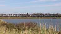 Detectan brote de algas tóxicas en Crosby Marine Lake, Reino Unido