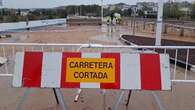 Técnicos evalúan el estado del puente de Riba-roja de Túria (Valencia)