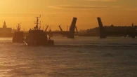 Buques de guerra ensayan en San Petersburgo para el desfile del Día de la Armada Rusa