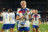 Arsenal recruiting lifestyle guru to help £300k-a-year Chloe Kelly and Lioness stars