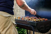 Only seasoned BBQ pros can spot the food hazards in this image in record time