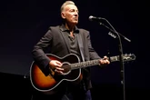 Bruce Springsteen's embarrassing karaoke set as punters didn't realise it was him