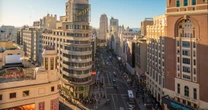 LiveMadrid LIVE: Standoff as man ‘covered in blood’ threatens explosion on Gran Via