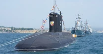 Russian nuclear weapons sub 'issues major alert' in Mediterranean