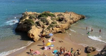 Two British brothers aged 11 and 13 drown in front of dad on Spanish beach