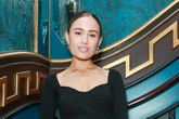 Glam influencer swaps fashion for furlongs as she races horses at Goodwood