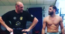 Saunders urged to return to the ring by Fury despite retirement talks
