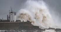 Christmas getaway chaos as brutal 75mph winds forecast in UK weather warnings