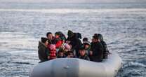 Greek coastguard 'threw migrants overboard to their deaths'