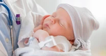 Child expert shares easy swaddling hack to 'settle' restless babies instantly