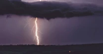 UK weather: Thunder and lightning to hit southern England after sweltering 30C day