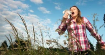 Why hay fever is so bad at moment - as map shows 'pollen bomb' covering country