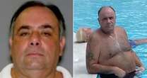 Mobster has no regrets about posing for topless pool photo that put him behind bars