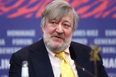 Stephen Fry welcomes the rise of AI as humans 'weren't evolved to work'