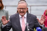 Australian Prime Minister apologies for admitting he would s**g Kylie Minogue