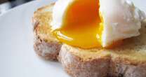 'Genius' hack for poaching eggs without saucepan or boiling water works like a charm