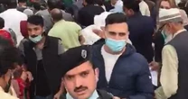 Chaos at Islamabad Airport as hundreds rush to fly to UK before 'red list' deadline