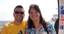 Man proposes to woman who gave him life-saving kidney 'as it was the least he could do'