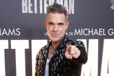 Robbie William begs Oasis to let him entertain fans on their mega reunion tour