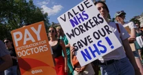 LiveDoctors' strike: Watch LIVE as walk-out begins despite Starmer's urgent appeal