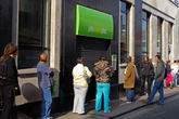 UK unemployment rate rises as job vacancies drop to five-year low