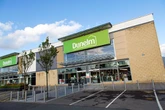Dunelm £39 parasol 'looks very Mediterranean' and 'brightens up the garden'