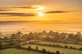 UK weather: Temperatures to swing from sweltering 27C to lows of 5C in June heatwave