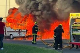 Tesco Glastonbury store 'evacuated' over major blaze with 'high risk of fire spreading'