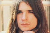 Mourning music fans amazed to discover identity of 'cutie' in throwback snap