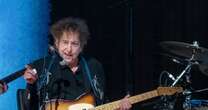 Bob Dylan stuns with first performance of legendary song in six years - but with a twistBob Dylan