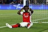 Arsenal fans fume 'can't be doing that' at Bukayo Saka moment in PSG defeat
