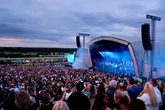 Win a day at the races for you and a friend this summer!