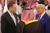 Elon Musk breaks silence confirming plan to step back from Trump's DOGE after 'alienating' fans