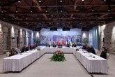 First pictures of Russia and Ukraine peace talks after not meeting for years