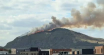 LiveEdinburgh fire LIVE: Arthur's Seat up in flames as people 'flee down hill'