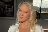 Ebanie Bridges in jaw-dropping wardrobe malfunction as boxer tells fans 'no buttons here'