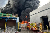 'Major incident' declared as huge Rushden blaze prompts 'avoid the area' warning