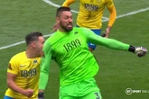 Torquay goalkeeper scores 95th minute equaliser to take play-off final to extra time