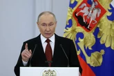 Russia 'breaks through Ukrainian frontline' days before Putin-Trump peace talks