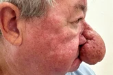 Granddad's conk was so big he couldn't smooch his misses - so she took control