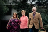 Neighbours wraps filming after 40 years as cast share emotional goodbye to Ramsay Street