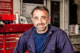 Corrie mechanic Kevin Webster clueless about cars in real life, says new co-star