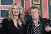 Penny Lancaster gives fans update on Rod Stewart after oxygen tank health scare
