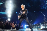 Jon Bon Jovi forced to stop concert as he shares worrying 'hurt' update with fans