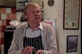 Coronation Street legend 'set for return' after 13 years to support Roy
